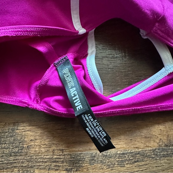 Victoria’s Secret PINK Sports Bra + Skirt Set - Picture 4 of 13